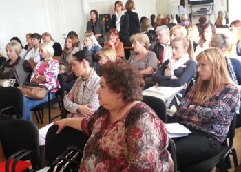 Трибина – Стручни мобилни тим ОШ “Сава Јовановић Сирогојно“ –