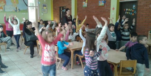 УСКРШЊЕ ДРУЖЕЊЕ СА ДЕЦОМ ИЗ ВРТИЋА „КАМИЧАК“