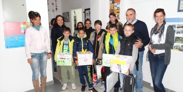 ЛЕПО ИЗНЕНАЂЕЊЕ ОД ДРУГАРА ИЗ ОШ "БРАНКО РАДИЧЕВИЋ" ИЗ БАТАЈНИЦЕ