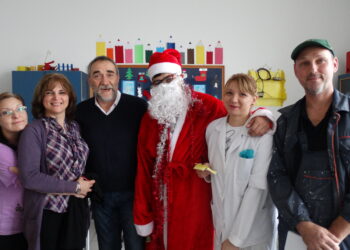 БИРА СЕ „НАЈЛЕПША НОВОГОДИШЊА УЧИОНИЦА“