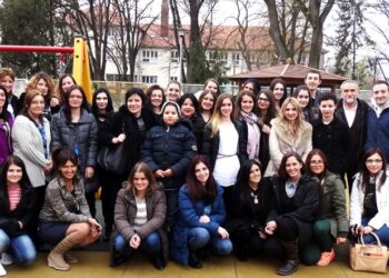 МЕЂУНАРОДНА САРАДЊА – СТУДЕНТИ ИЗ ТУЗЛЕ У ПОСЕТИ ШКОЛИ