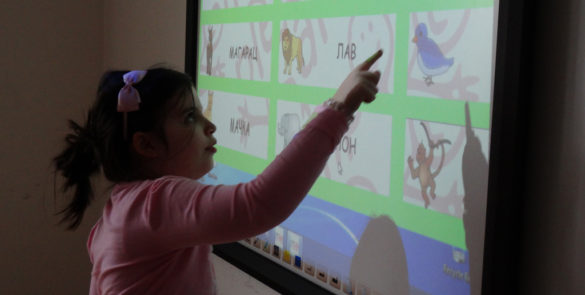 УЧЕНИЦИ ИТХС-а ИЗРАДИЛИ ВРЕДНА СРЕДСТВА ЗА РАД