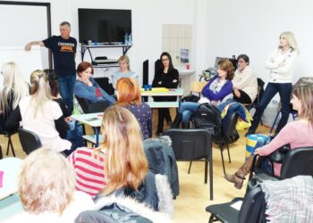 ,,Изградња тима и вештина комуникације,,