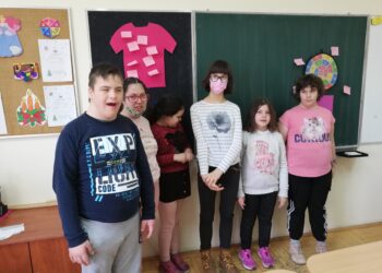 Међународни дан борбе против вршњачког насиља  – „Дан розе мајица“