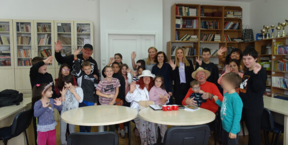 ДРУЖЕЊЕ СА ПЕСНИЦИМА ЗА ДЕЦУ И ПЕЂОЛИНОМ