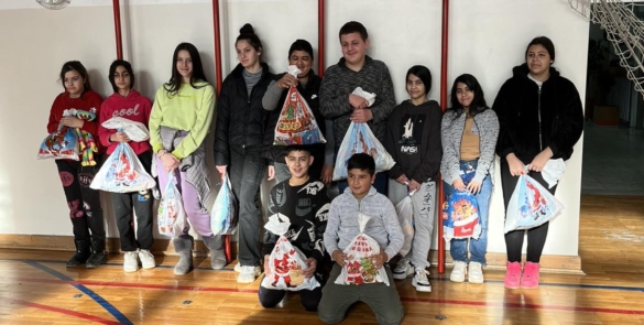 Новогодишње чаролије у подручном одељењу