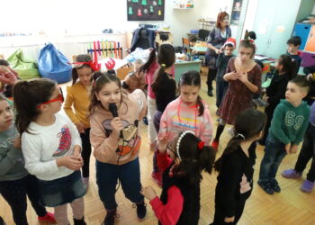 Новогодишње караоке