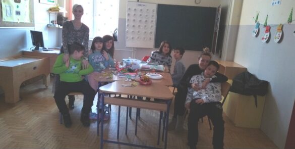 Дружионица под називом „Новогодишњи украси“