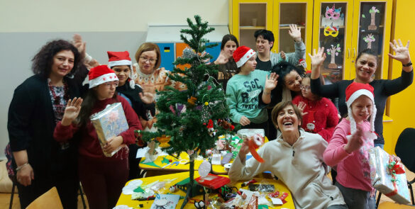 Радионица „Израда Новогодишњих украса и украшавање учионице“