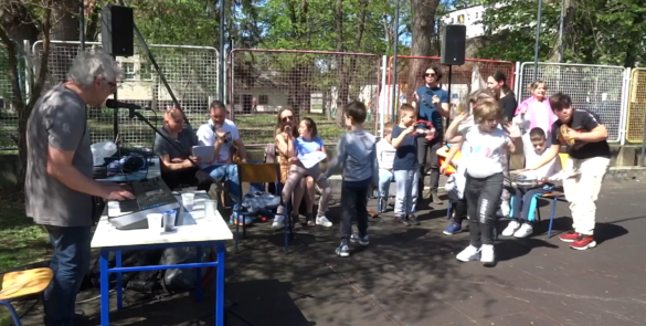 Музичка дружионица са УЉУД-ом